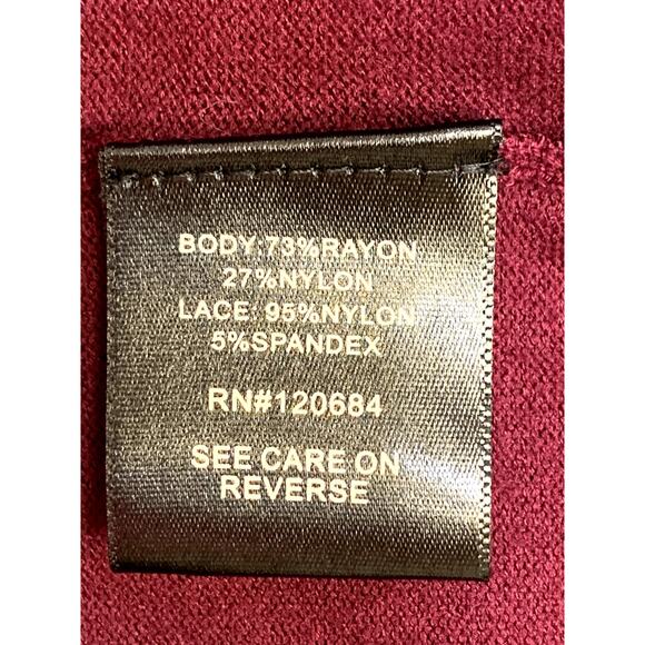 Torrid Sweater Size 2 Burgundy Black Knit Back Lace Pullover Relaxed Fit - Picture 8 of 10